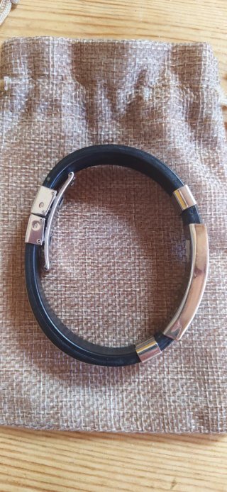 Bracciale da uomo in gomma e acciaio
