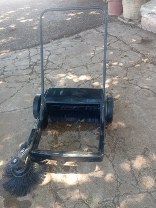 Barredora Karcher 370
