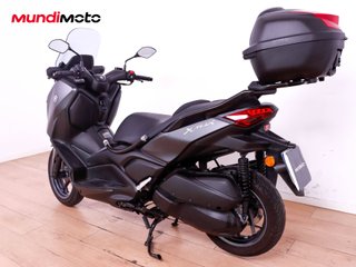 YAMAHA X-MAX 300