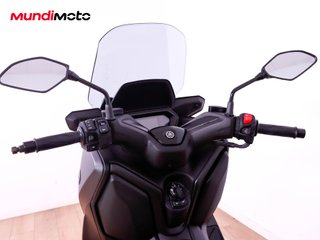 YAMAHA X-MAX 300
