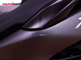 YAMAHA X-MAX 300
