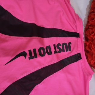 Camiseta Nike Rosa Talla M