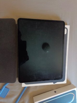 iPad Pro 13 M4 Wi-Fi más Smart folio