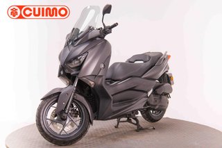 YAMAHA XMAX 125
