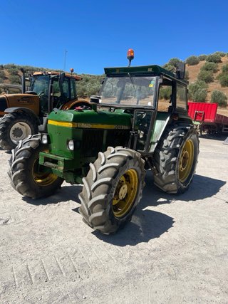 Tractor John Deere 2450
