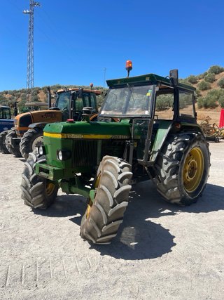 Tractor John Deere 2450
