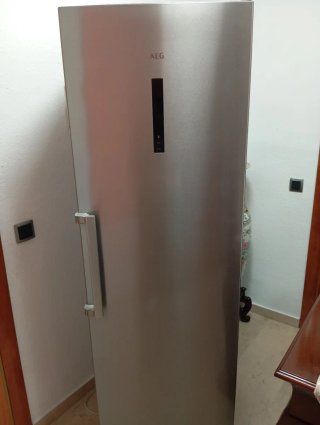 Nevera AEG