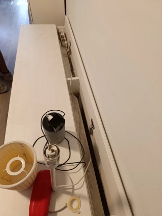 80€ solo este finde. Mueble TV blanco madera