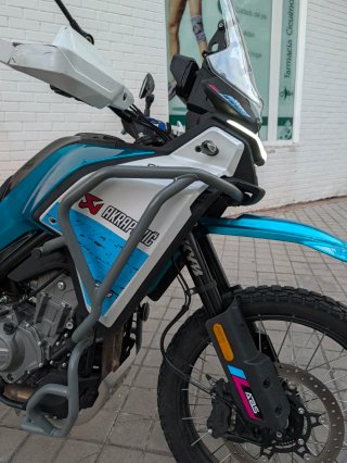 CFMOTO 450 MT Adventure Moto
