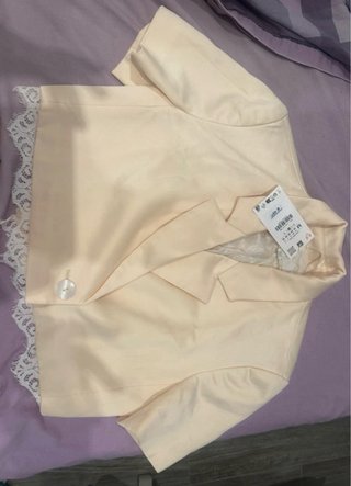 Conjunto Zara Blazer y Falda Encaje Beige Talla M