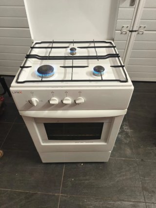 Cocina de gas butano LYNX no negociable