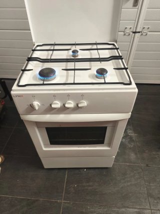 Cocina de gas butano LYNX no negociable