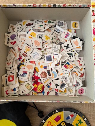 Juego de mesa Emotify Diset