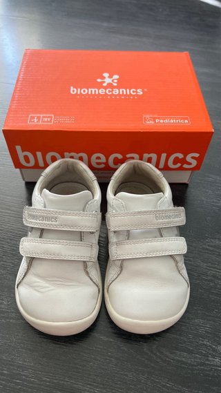 Biomecanics barefoot talla 22