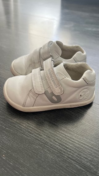 Biomecanics barefoot talla 22