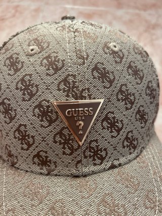 Berretto donna Guess