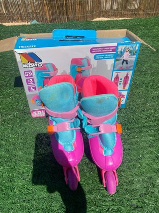 Patines Molto Talla 31-34 más protectores.