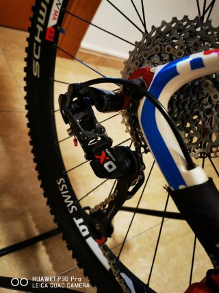 Bicicleta CUBE ELITE FULL CARBONO SRAM X0
