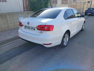 Volkswagen Jetta 2012 tel 642 913 105