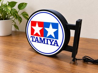 Pack Tamiya: Cartel Luminoso + Accesorios