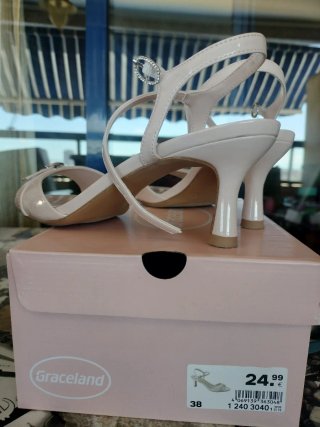 Zapatos de fiesta rosa empolbado,con hebilla