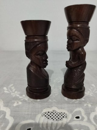 2 Portavelas de Ébano Tallados, figuras africanas