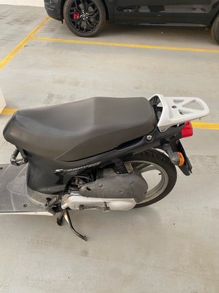 Honda SH 100 Scoopy Negra