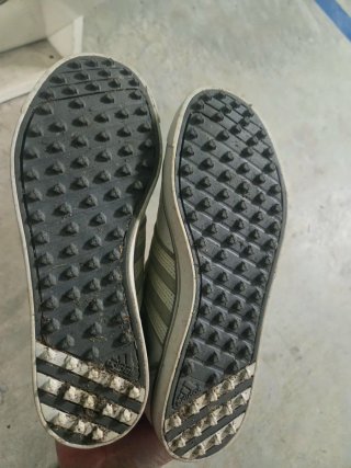 Zapatillas Adidas Blancas y Grises