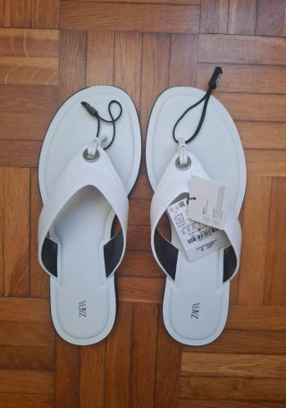 Sandalias piel nuevas Zara T 38. Precio cerrado