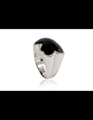 Anillo Tous Oso Ónix y Diamantes Oro 18k 15004