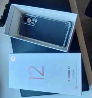 Xiaomi 12 impoluto