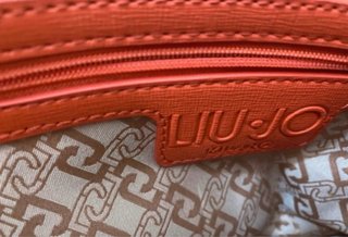 Borsa Liu Jo corallo con dettagli oro