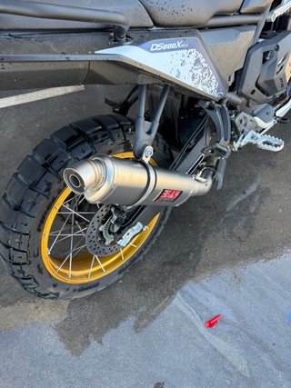 Escape Yoshimura Vogue DS800X Rally