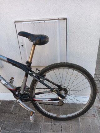 Bicicleta GT de montaña