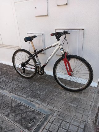 Bicicleta GT de montaña