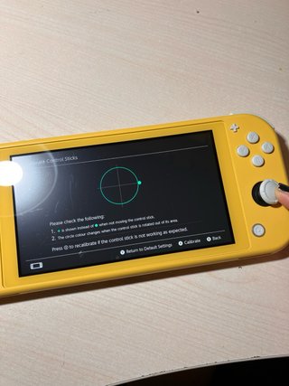Nintendo Switch Lite Amarilla con Caja