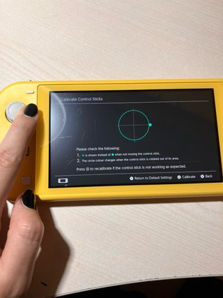 Nintendo Switch Lite Amarilla con Caja