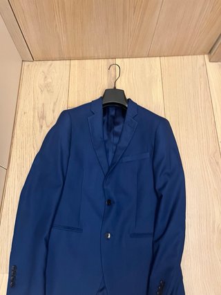 Traje completo azul El Corte Inglés Joven Talla M