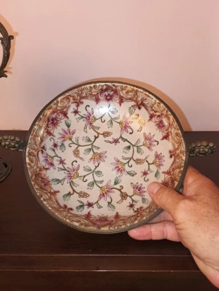 Bombonera y centro de mesa de cerámica