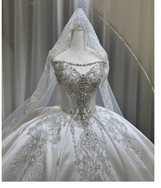 Vestido de Novia Gitana con Pedrería