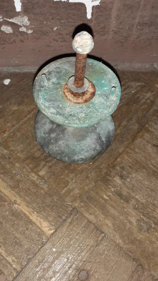 Pomo de puerta antiguo,laton-bronce ver fotos