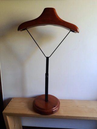 Percha Maniquí Madera y Metal