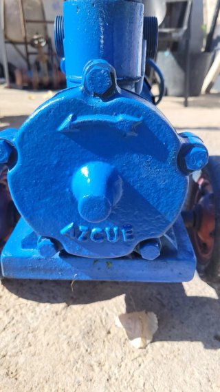 Bomba de agua eléctrica Azcue funciona bien