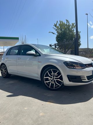 Volkswagen Golf 2013