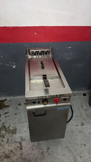 Freidora industrial trifisica 20L