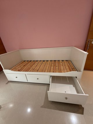 Cama extensible IKEA HEMNES con 3 cajones