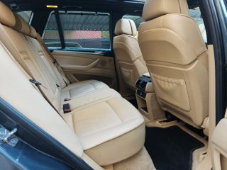 BMW X5 2011