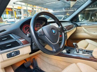 BMW X5 2011