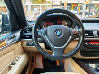 BMW X5 2011