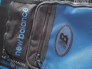 Mochila New Balance vintage multibolsillos